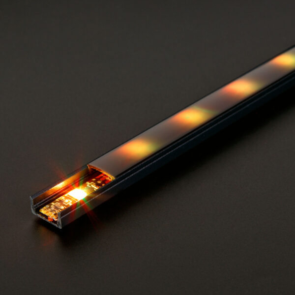 LED aluminium profil sín – 2000 x 17 x 8 mm – U profil – fekete  41010A2-BK LED tartozékok