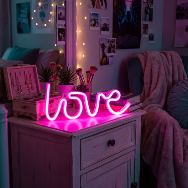 Neon LED lámpa – rózsaszín „Love” – 3 x AA + USB – 34 x 1.6 x 12,5 cm 43996H Egyéb Neon LED lámpa – rózsaszín „Love” – 3 x AA + USB – 34 x 1.6 x 12,5 cm 43996H Egyéb