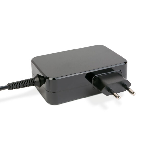 Adapter – Type-C – 90W – 5-20V – 1,8 m – fekete  55062 Laptop töltők