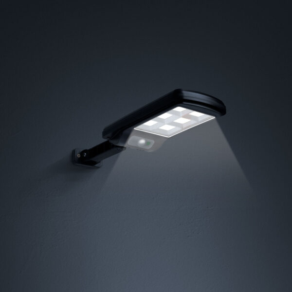 Mozgásérzékelős szolár reflektor – fali – 6 LED  55290 Reflektorok