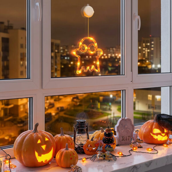 Halloween-i világító dekoráció – szellem – tapadókorongos – 12 LED – 20 x 18,5 cm – 3 x AAA  56588A Egyéb