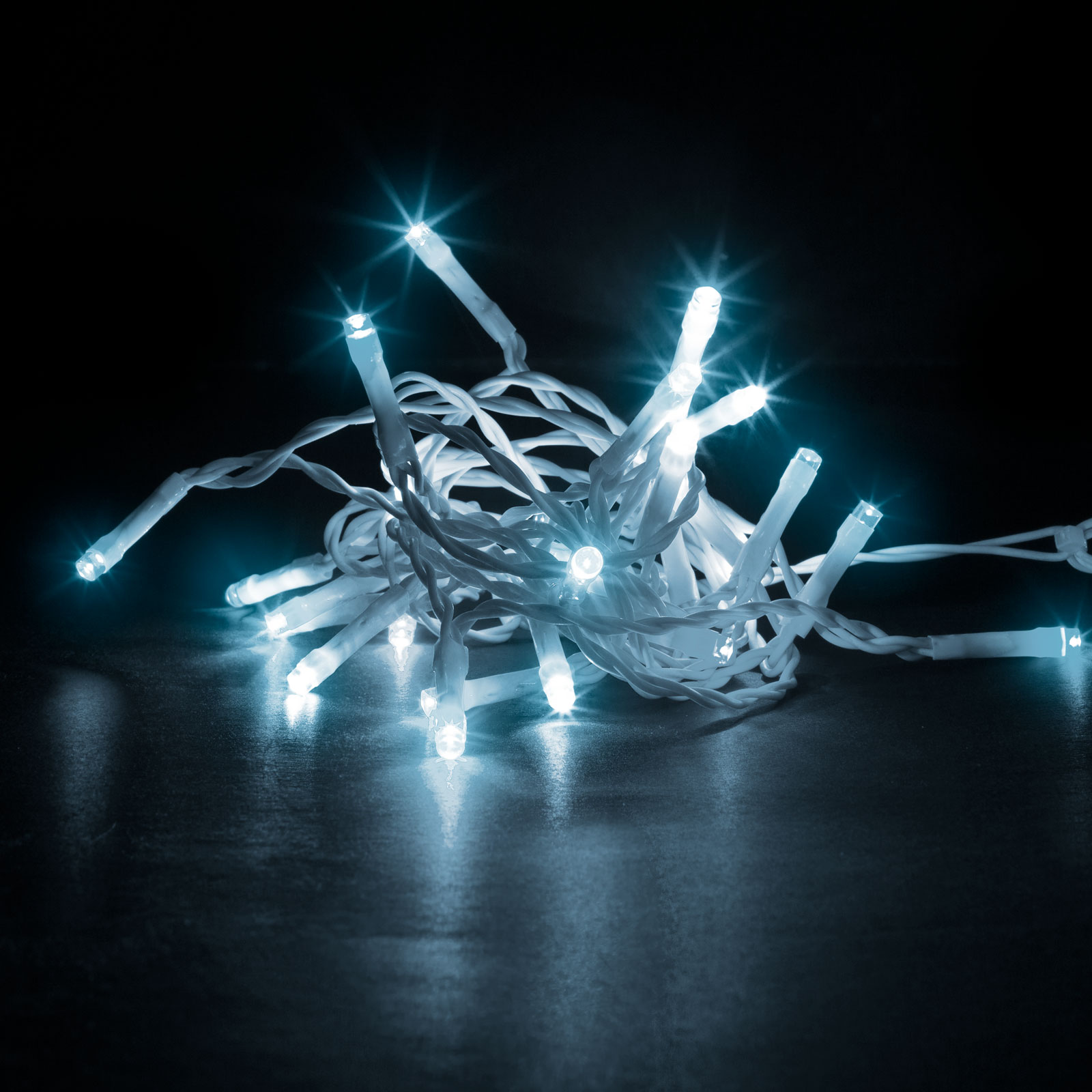 Fényfüzér – 50 db LED – hidegfehér – hálózati – 5 m – 8 program 58900B Egyéb Fényfüzér – 50 db LED – hidegfehér – hálózati – 5 m – 8 program 58900B Egyéb