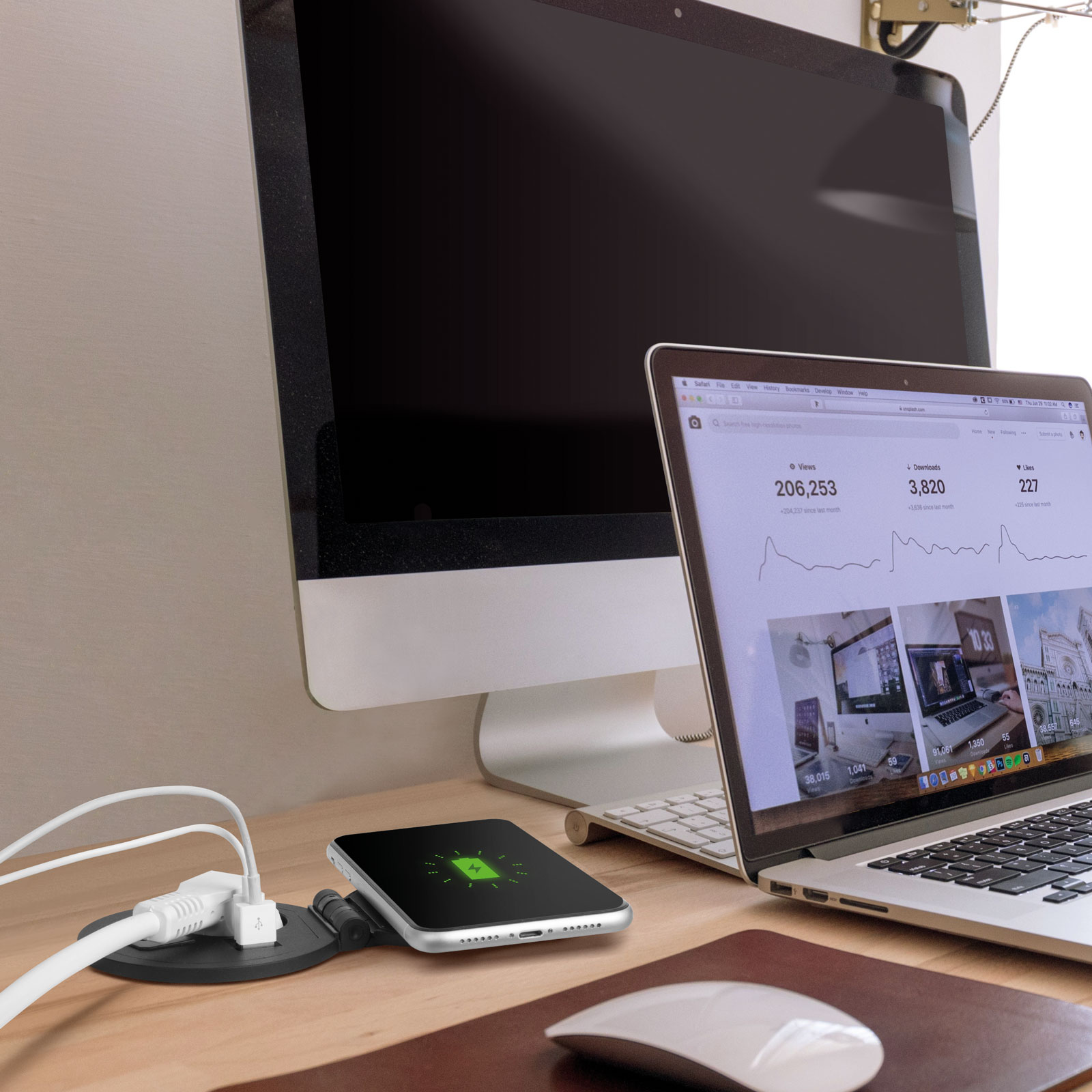 Rejtett, beépíthető konnektor + USB + Type-C + Vezeték nélküli töltő 20462BK Egyéb Rejtett, beépíthető konnektor + USB + Type-C + Vezeték nélküli töltő 20462BK Egyéb