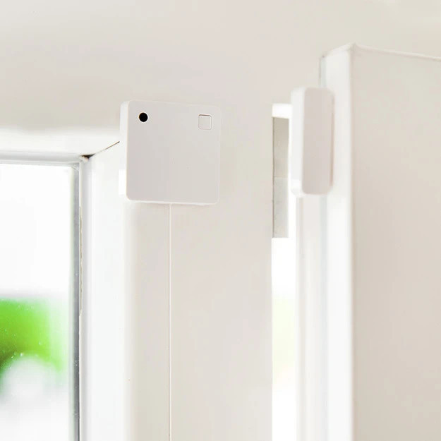 Shelly Wave Door/Window EU LR – ajtó/ablak nyitás és fényérzékelő, Z-Wave, fehér érzékelő Shelly Wave Door/Window EU LR – ajtó/ablak nyitás és fényérzékelő, Z-Wave, fehér érzékelő
