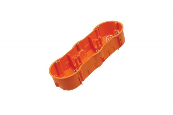 Műanyag szerelvénydoboz csavarokkal, hármas, 45mm, IP30 Szerelvénydobozok
