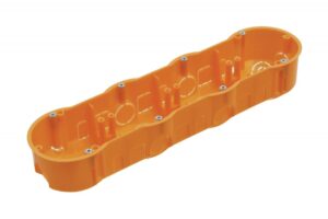 Műanyag szerelvénydoboz csavarokkal, négyes, 45mm, IP30 Szerelvénydobozok Műanyag szerelvénydoboz csavarokkal, négyes, 45mm, IP30 Szerelvénydobozok