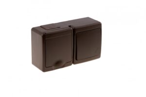 Barna egypólusú kapcsoló + egyes dugalj barna csapófedéllel, kültéri, vízmentes, IP44 Barna kültéri kapcsolók, aljzatok