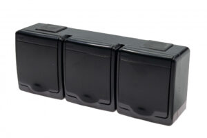 Fekete dupla dugalj, kültéri, vízmentes, fekete csapófedéllel, IP44 Fekete kültéri kapcsolók, aljzatok