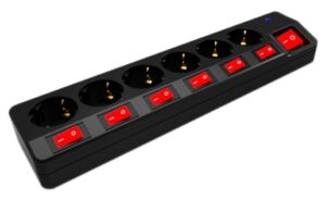 Entac SP Elosztó 6 Foglalat Különálló Kapcsolóval Túlfesz. védelemmel 1.5m 3G1.5 | BR (SKU:ESE1.5G6-1.5-SW-SP) Kapcsolós