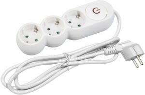 Entac D1 Elosztó 3 Foglalat Kapcsolóval 1,5m 3G1.5 | BR (SKU:ESERS1.5G3-1.5-SW) Kapcsolós
